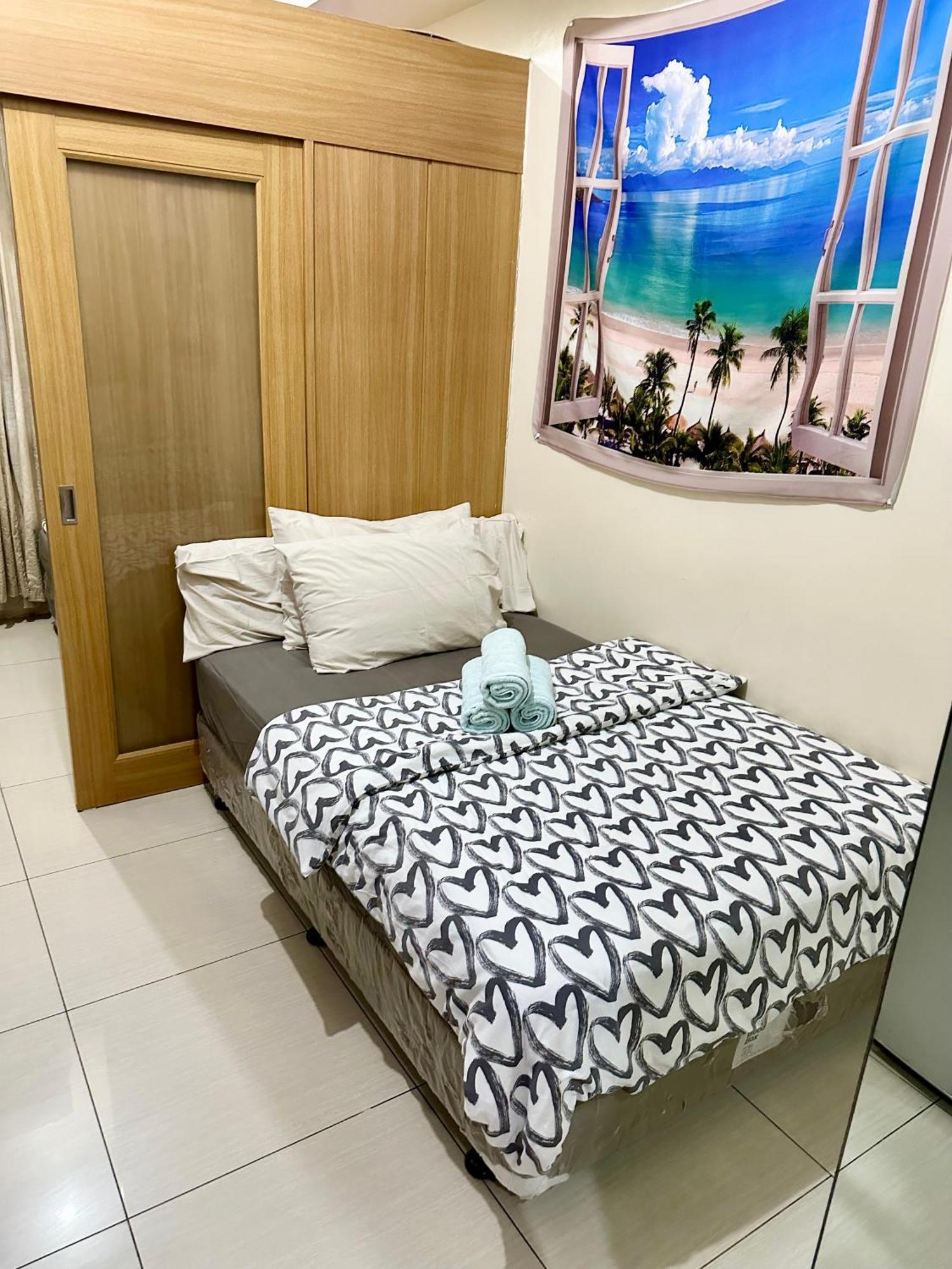 Kathys Crib At Shell Residences Manila Esterno foto